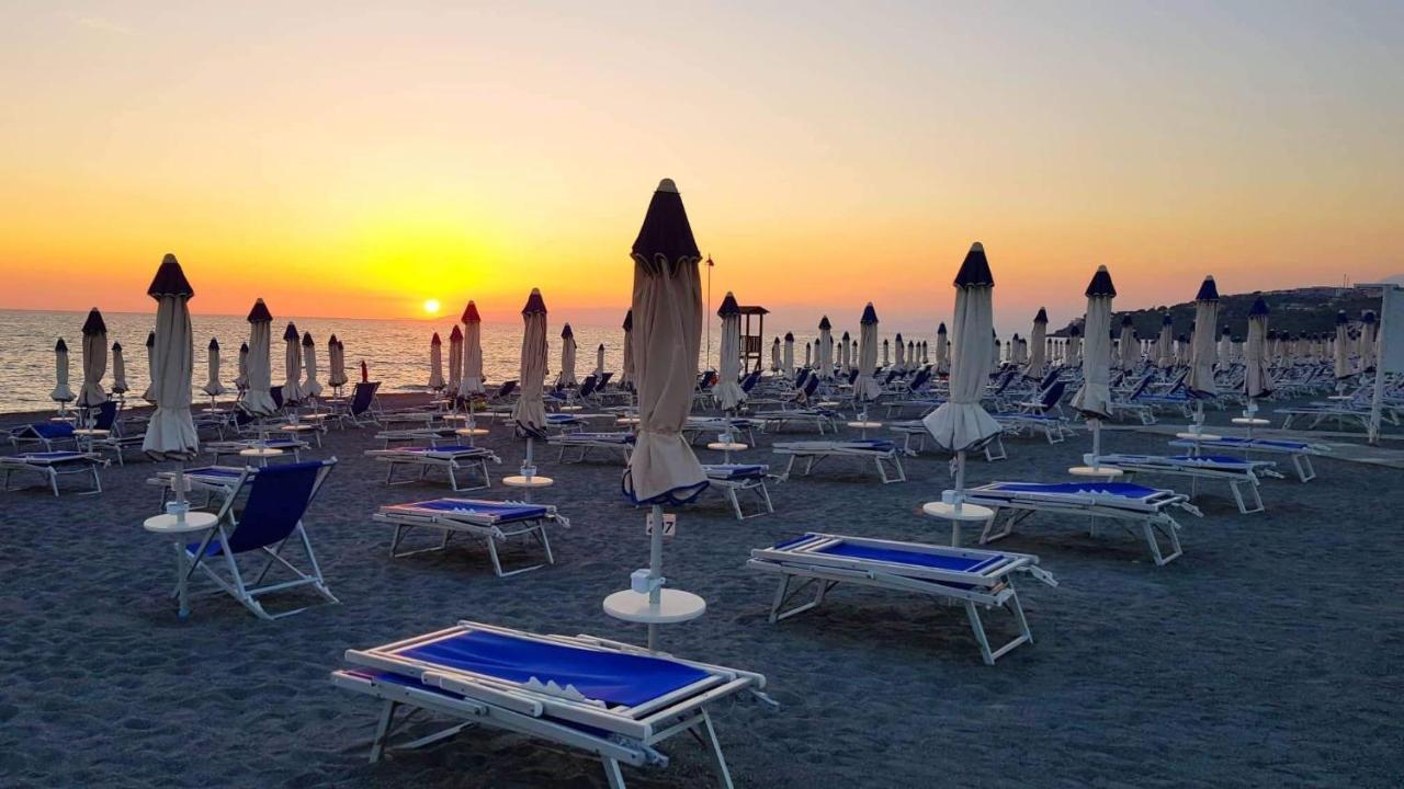Paradiso Hotel Скалеа Екстериор снимка